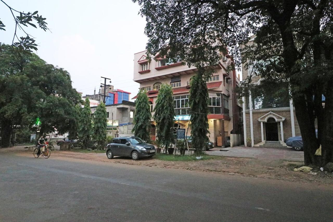 Oyo 18668 Ananya Guest House Durgāpur Dış mekan fotoğraf